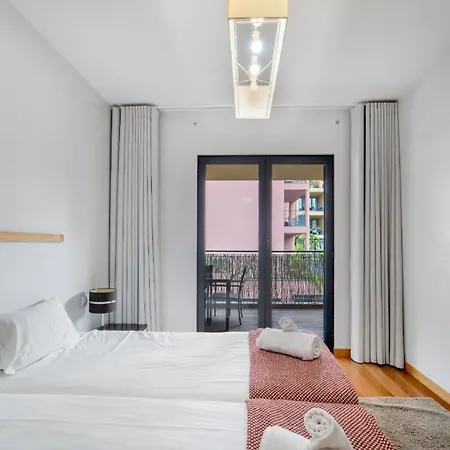 Apartment Luxury Living Bu