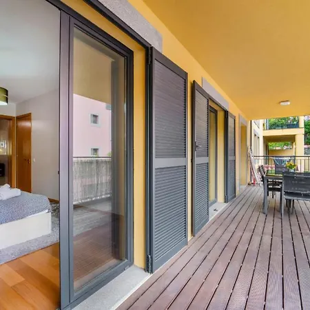 Luxury Living Bu
