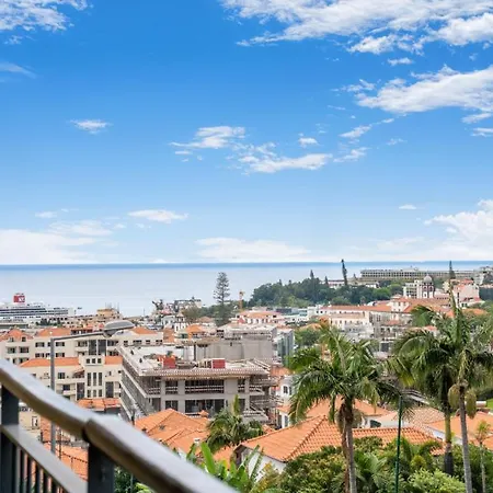 Luxury Living Bu Apartment Funchal (Madeira)
